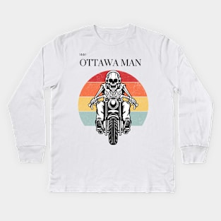 vintage sunset motorcycle ottawa man design Kids Long Sleeve T-Shirt